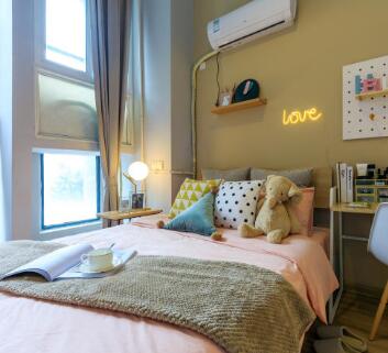 龙湖冠寓(精装全配)(押一付一) 龙湖冠寓(精装全配)(押一付一)